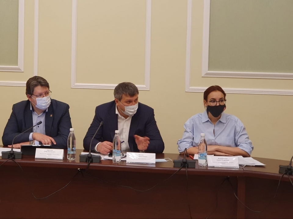 Image for В Дзержинске состоялось совещание администрации с УК, регоператором по вывозу мусора и представителями МЧС