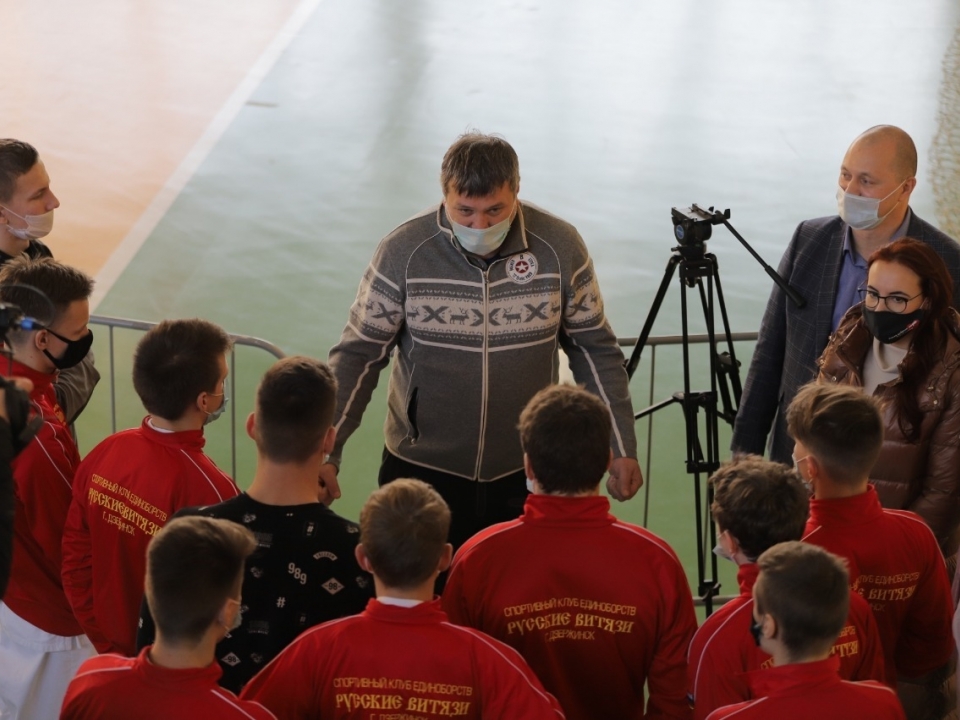Соревнования по рукопашному бою и хоккейный матч прошли 12 декабря в Дзержинске