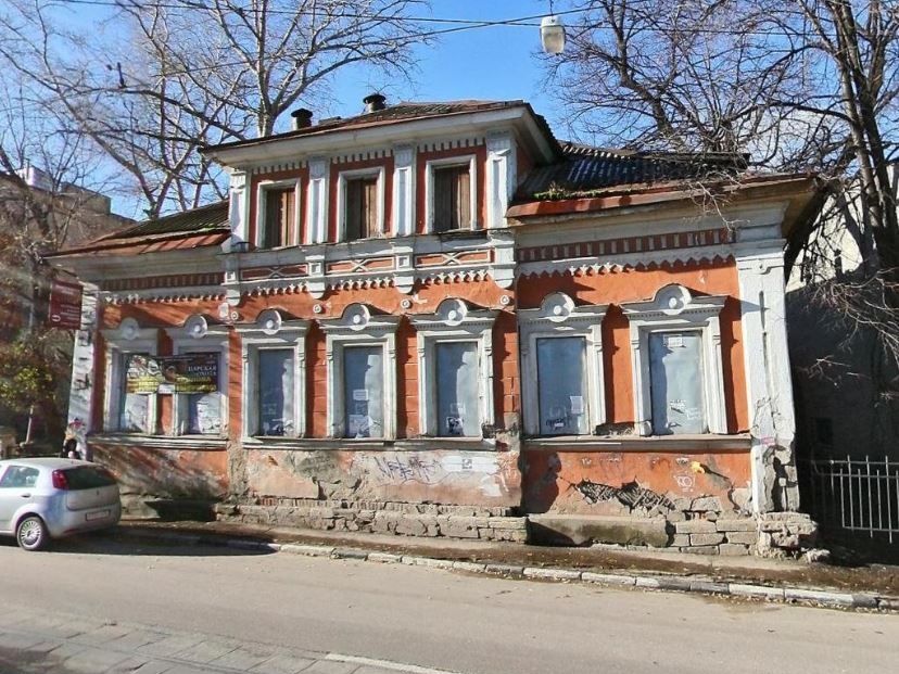 Image for Режим ЧС ввели в Нижегородском районе из-за исторического дома на Ильинской