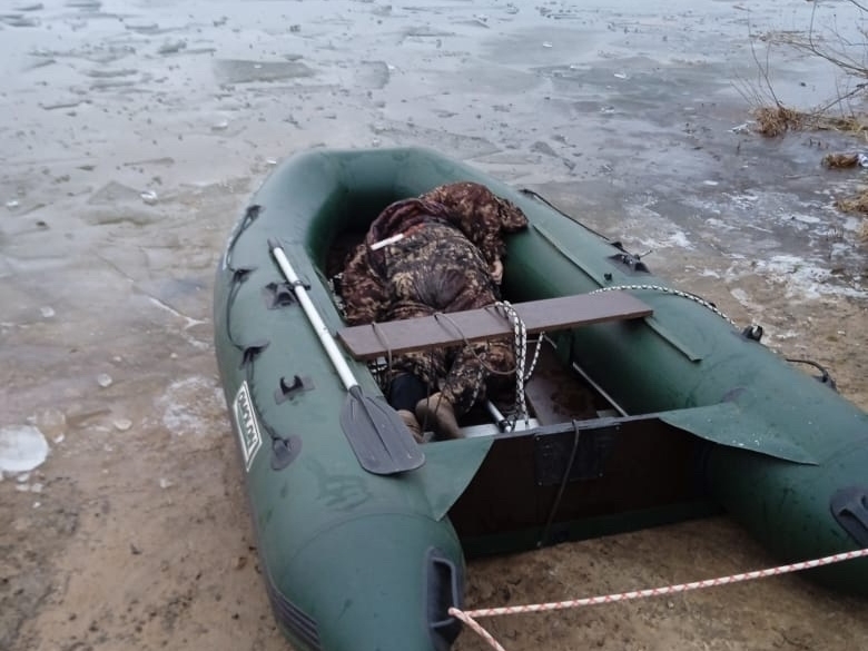 Image for Тело 78-летнего рыбака вытащили из Оки в Нижегородской области 3 декабря