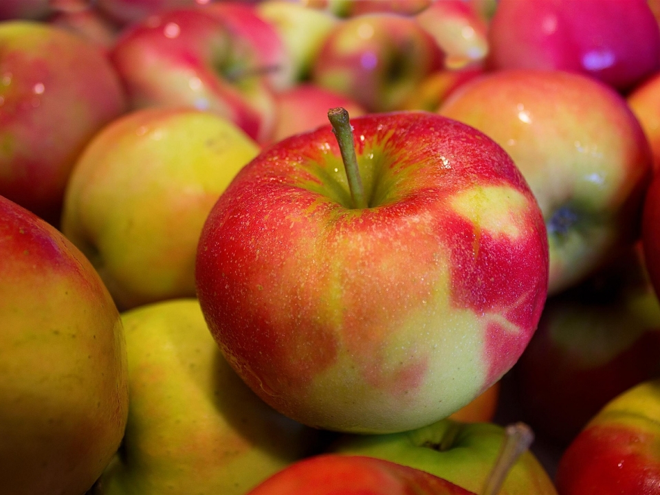 Image for Цены на картофель, яблоки и репчатый лук снизились в Нижегородской области