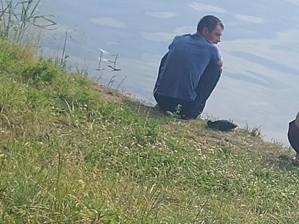Image for Мужчина онанировал на купающихся детей у Юрасовского озера на Бору