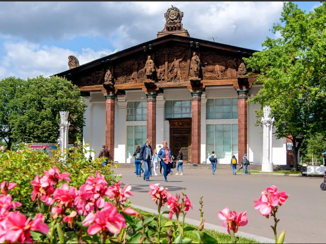 Image for Нижегородский резной фронтон дома ХIХ века станет экспонатом выставки на ВДНХ