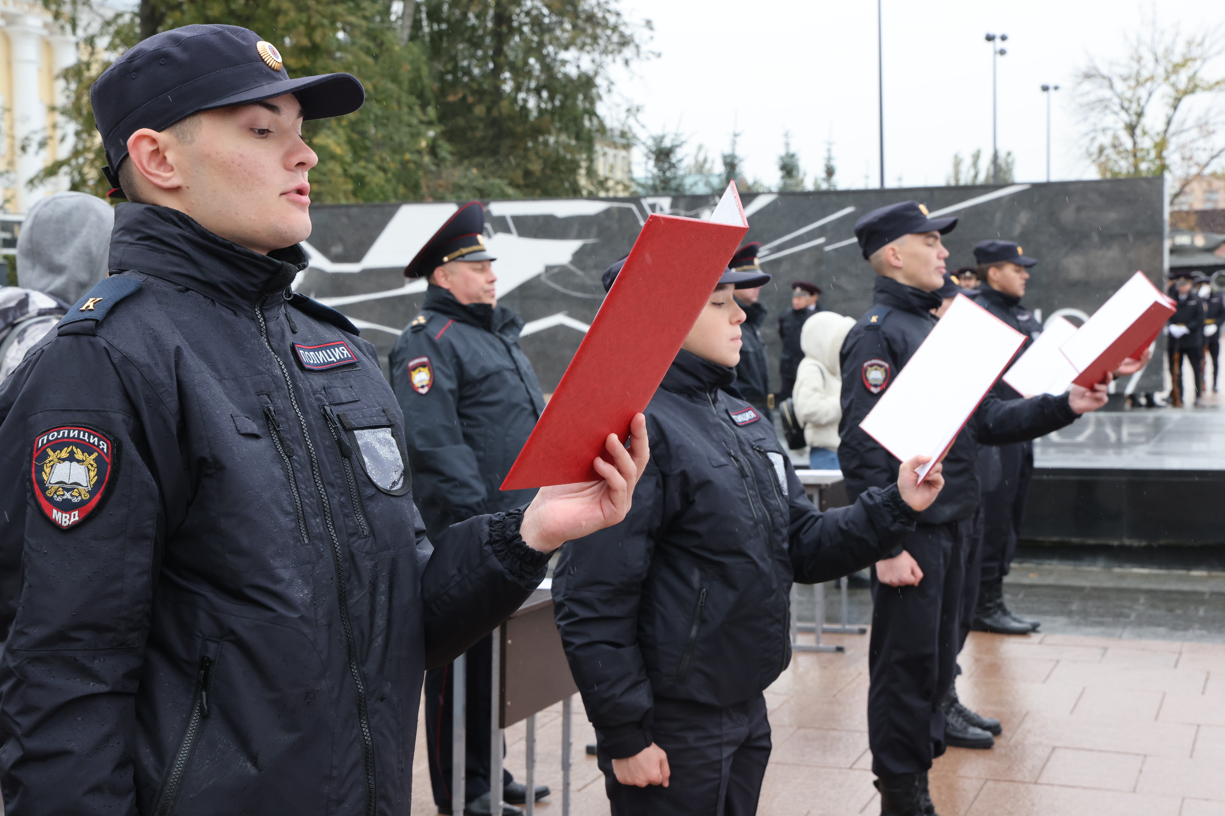 302 курсанта Нижегородской академии МВД России приняли присягу 6 октября |  Открытый Нижний