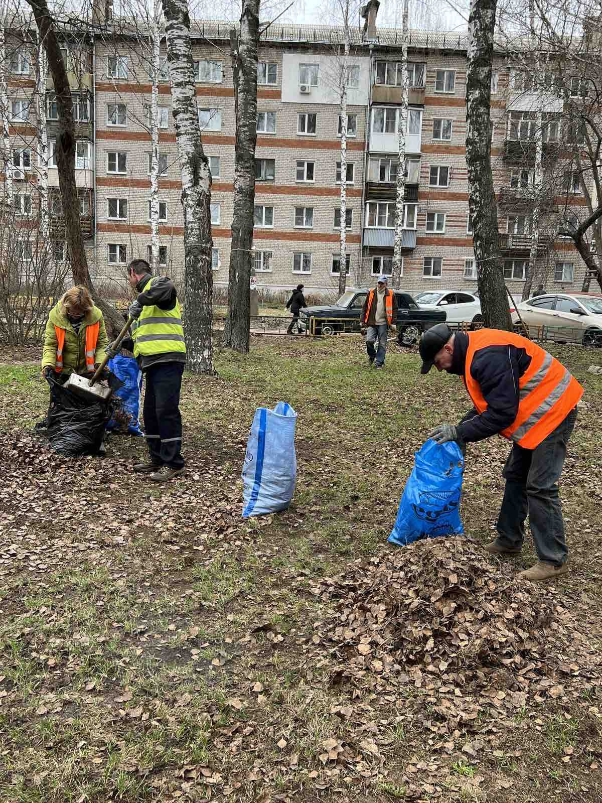 ДУКи пяти районов Нижнего Новгорода организовали свыше 100 субботников |  29.04.2022 | Нижний Новгород - БезФормата