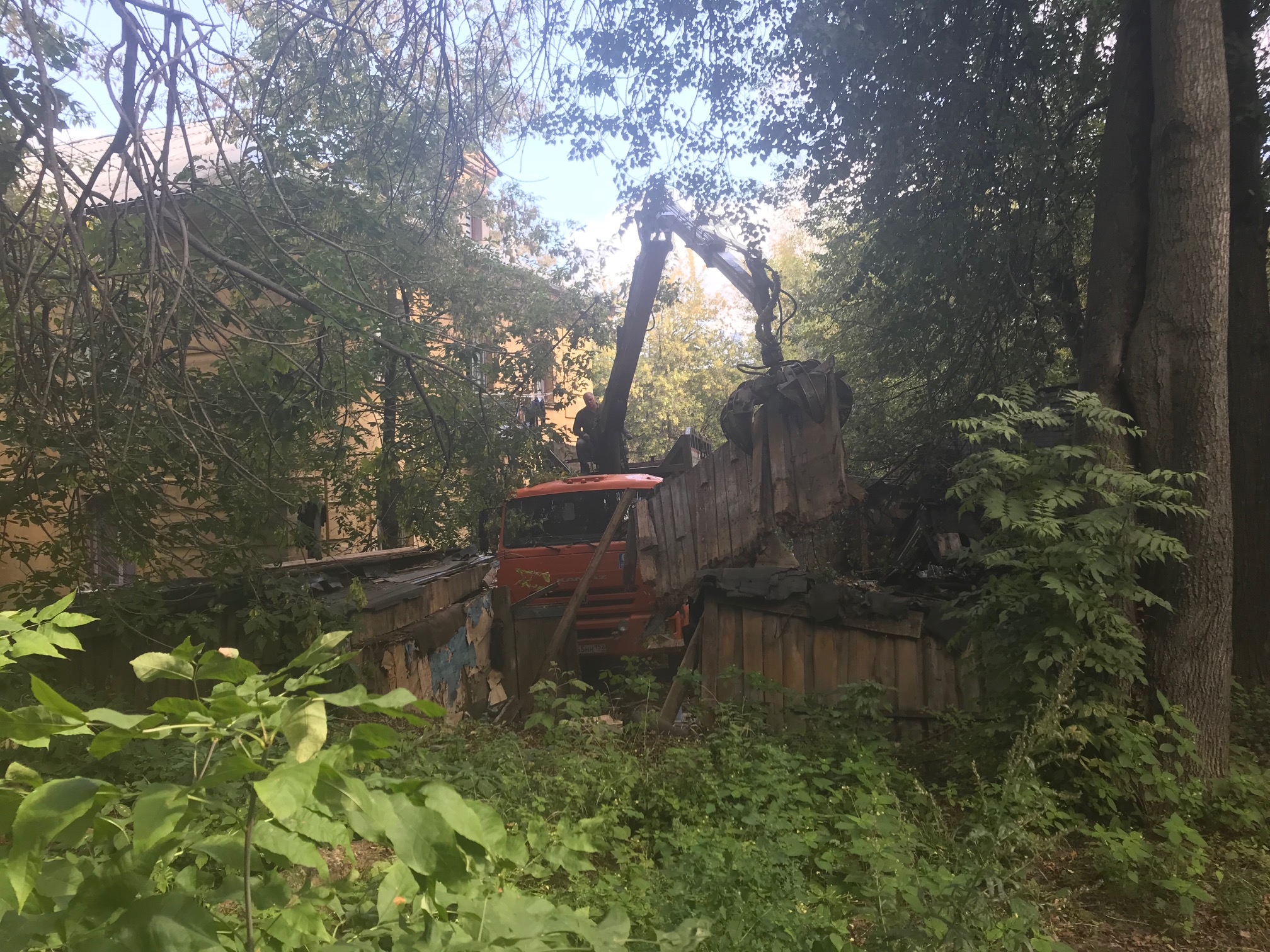 Аварийные сараи снесли на улице Бекетова в Нижнем Новгороде | Открытый  Нижний