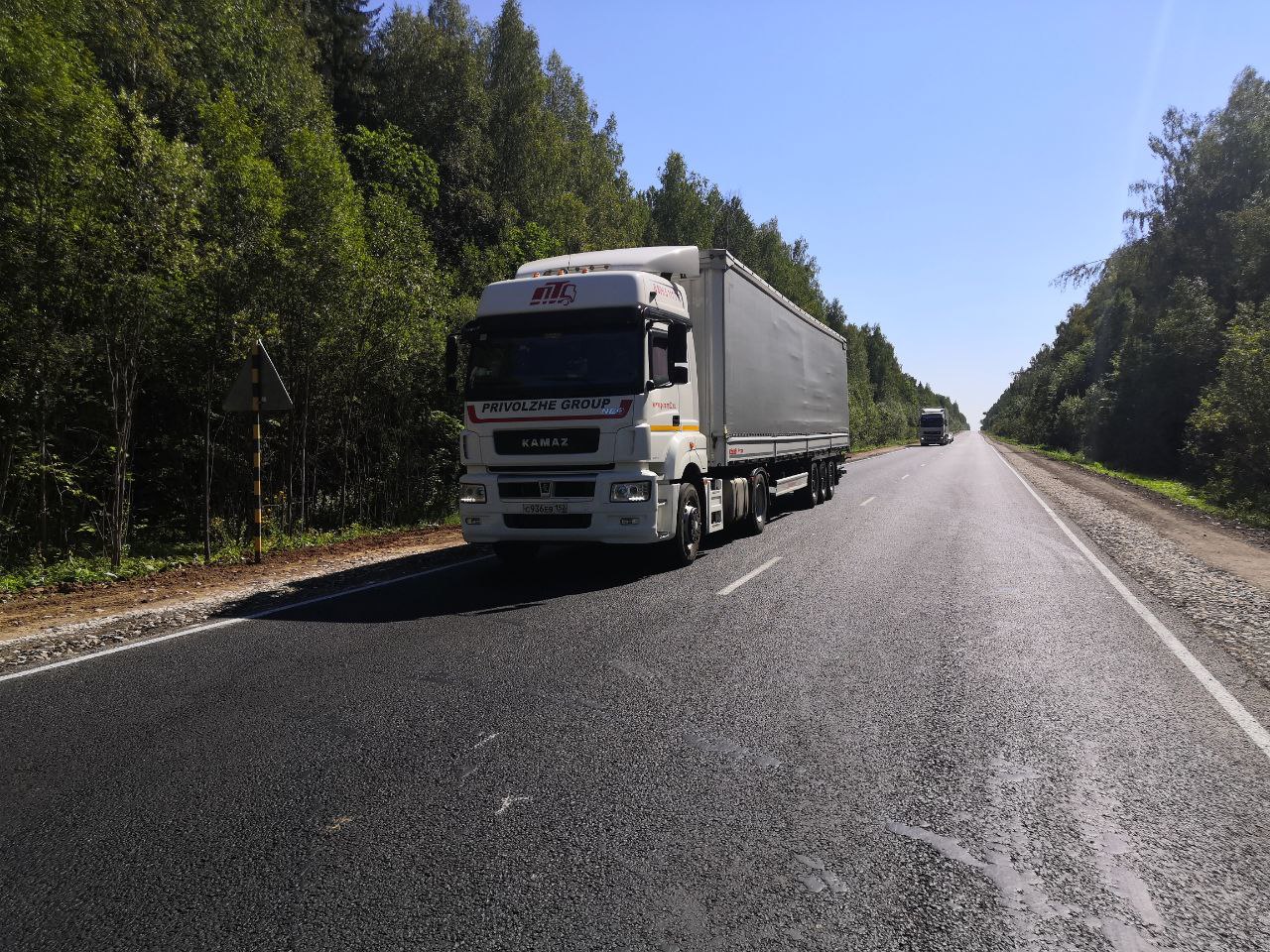 Дорога нижний новгород. Трасса. Автодорожная трасса. Освещение на трассе. Дорога трасса фото.