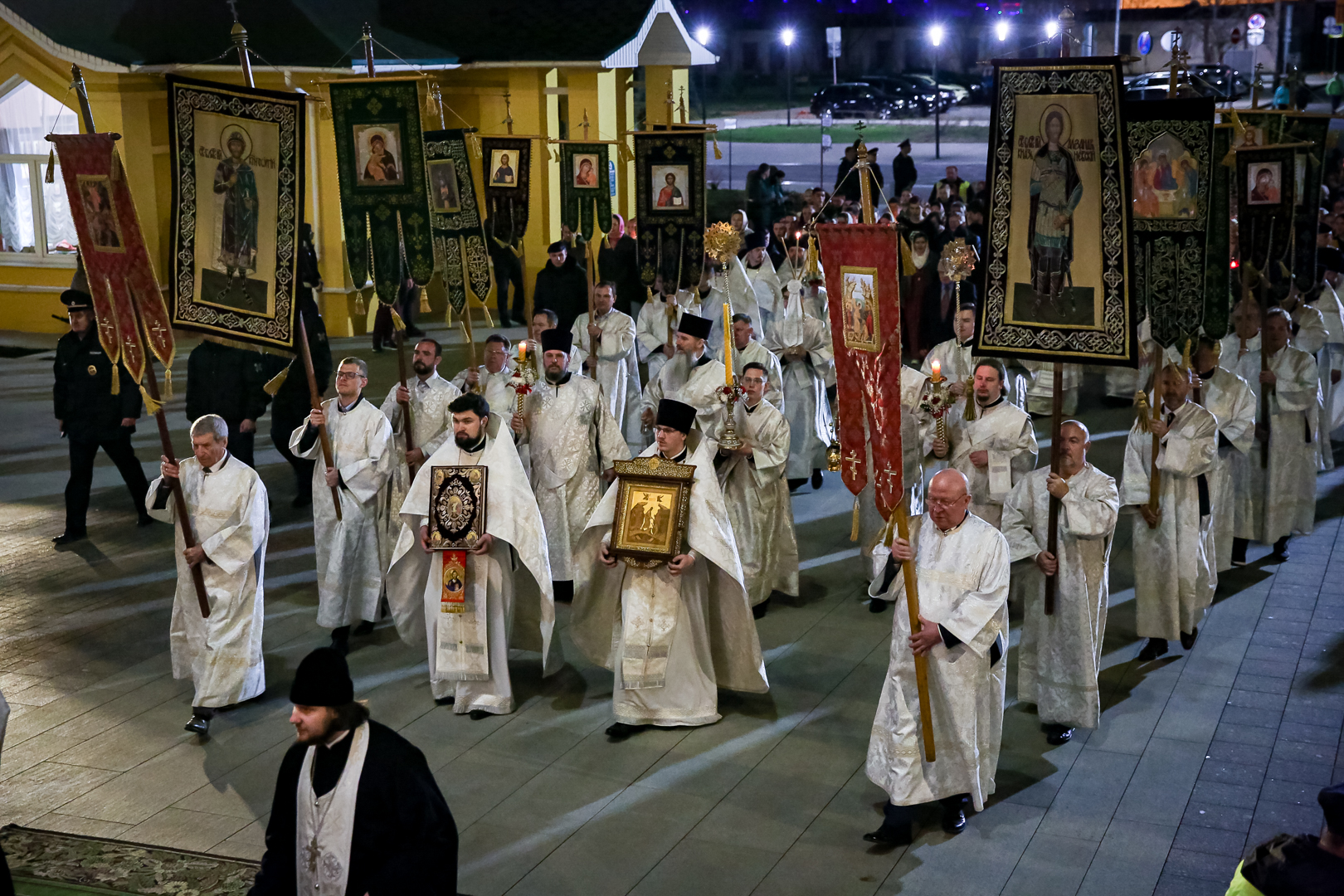 Пасхальная заутреня богослужение