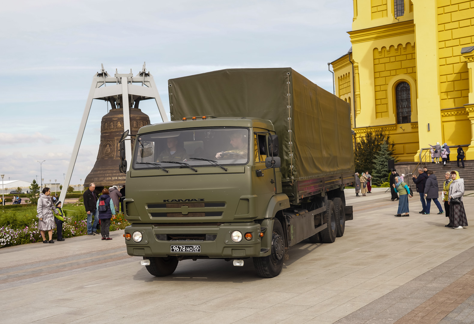 Нижегородская епархия отправила теплые вещи на Донбасс | 12.09.2022 |  Нижний Новгород - БезФормата