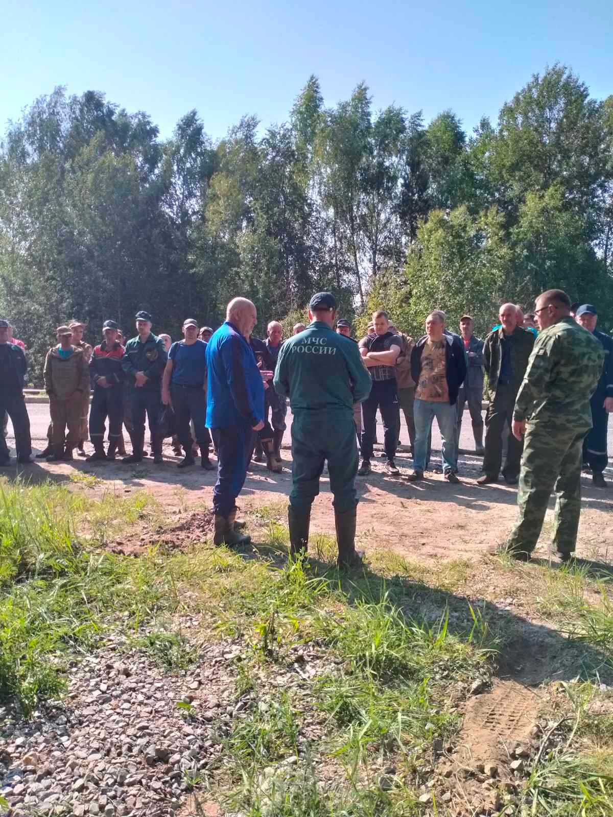 Торфяной пожар площадью 0,9 га тушат у поселка Гидроторф в Балахнинском  округе | Открытый Нижний