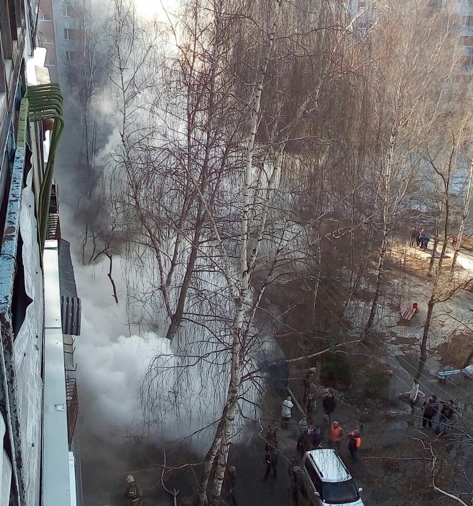 Пожар на алексеевской нижний новгород сегодня. Пожар в Нижнем Новгороде сейчас в Автозаводском районе. Пожар на автозаводе.