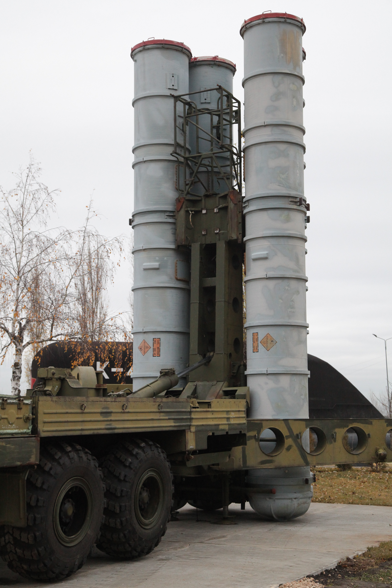 Зенитно-ракетный комплекс С-300 установили в парке Победы в Нижнем Новгороде  | 02.11.2021 | Нижний Новгород - БезФормата