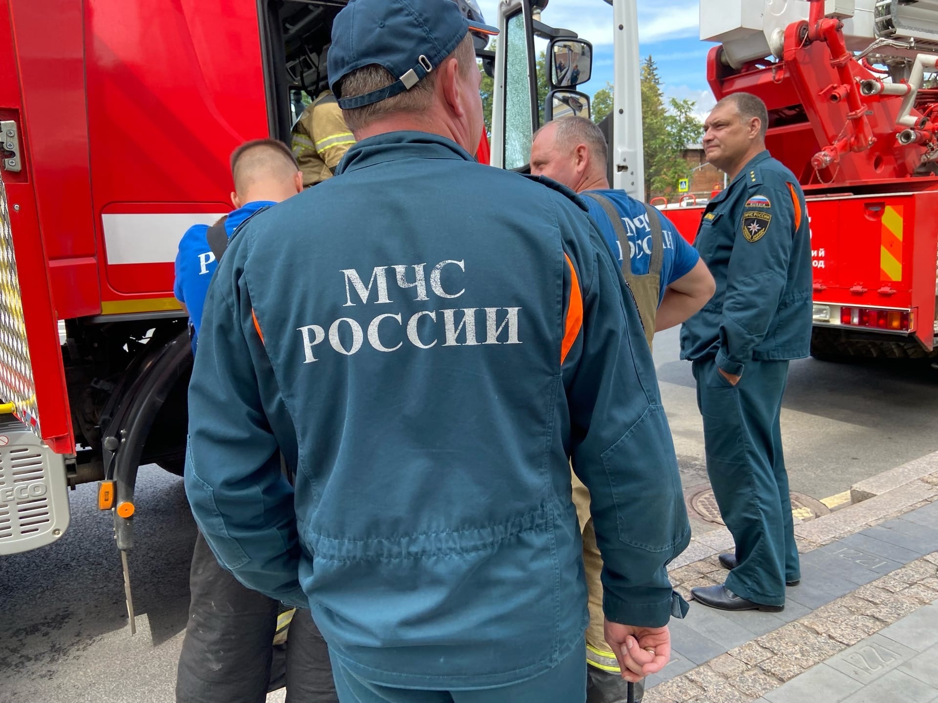 Нижний более. Пожар в административном здании. Пожар в Нижнем Новгороде. Пожар в Воротынском районе. Наука о пожарах.