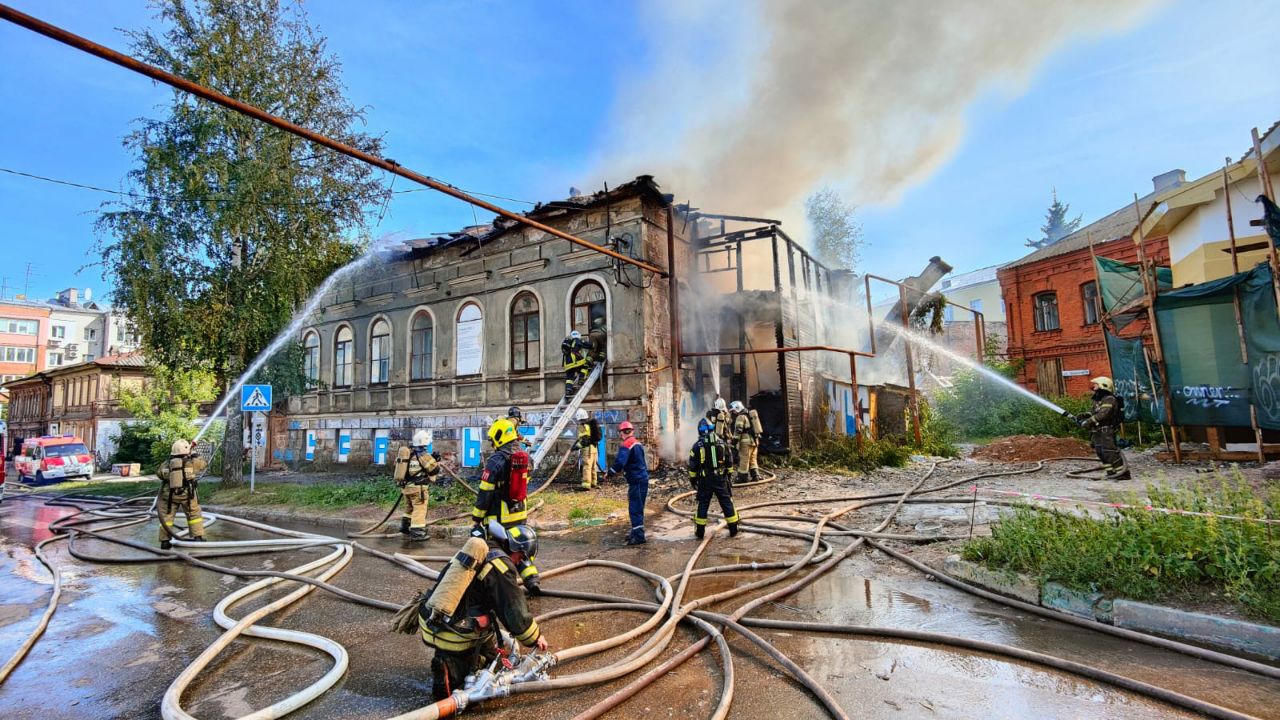 Два дома загорелись в центре Нижнего Новгорода днем 20 августа | Открытый  Нижний