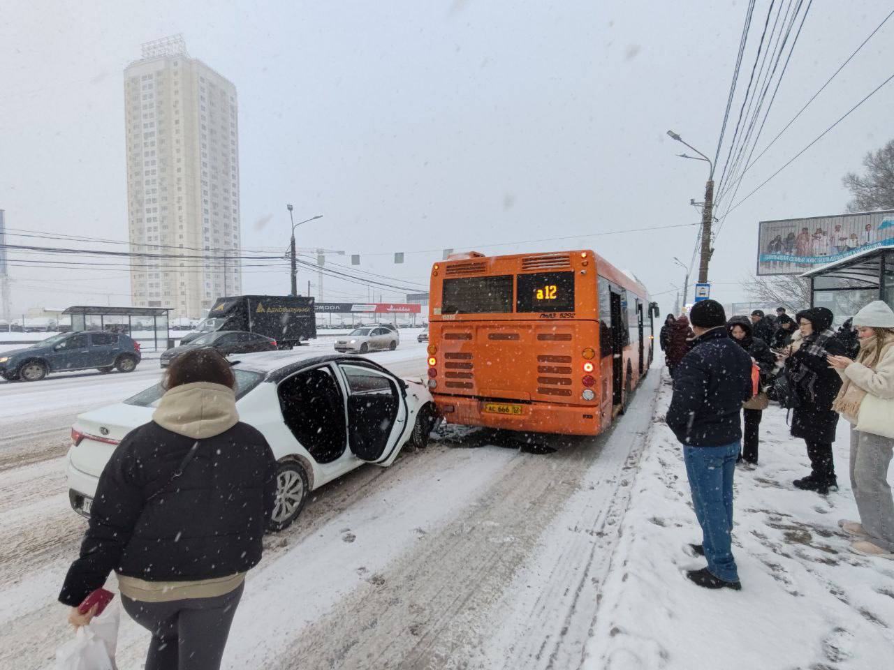 Два ДТП с общественным транспортом произошло в Нижнем Новгороде за утро |  25.11.2023 | Нижний Новгород - БезФормата