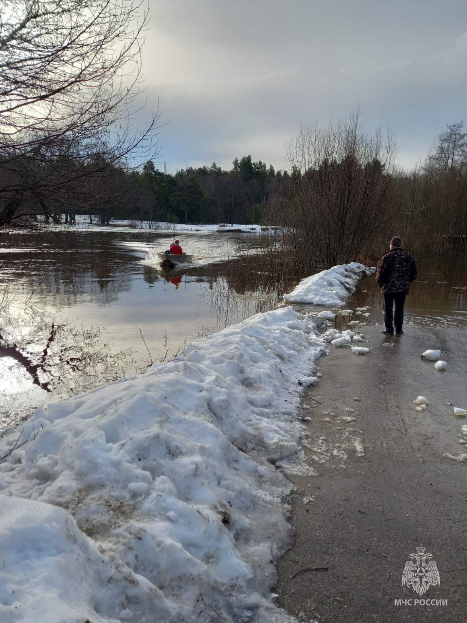 Еще два низководных моста затопило в Нижегородской области | 01.04.2024 |  Нижний Новгород - БезФормата