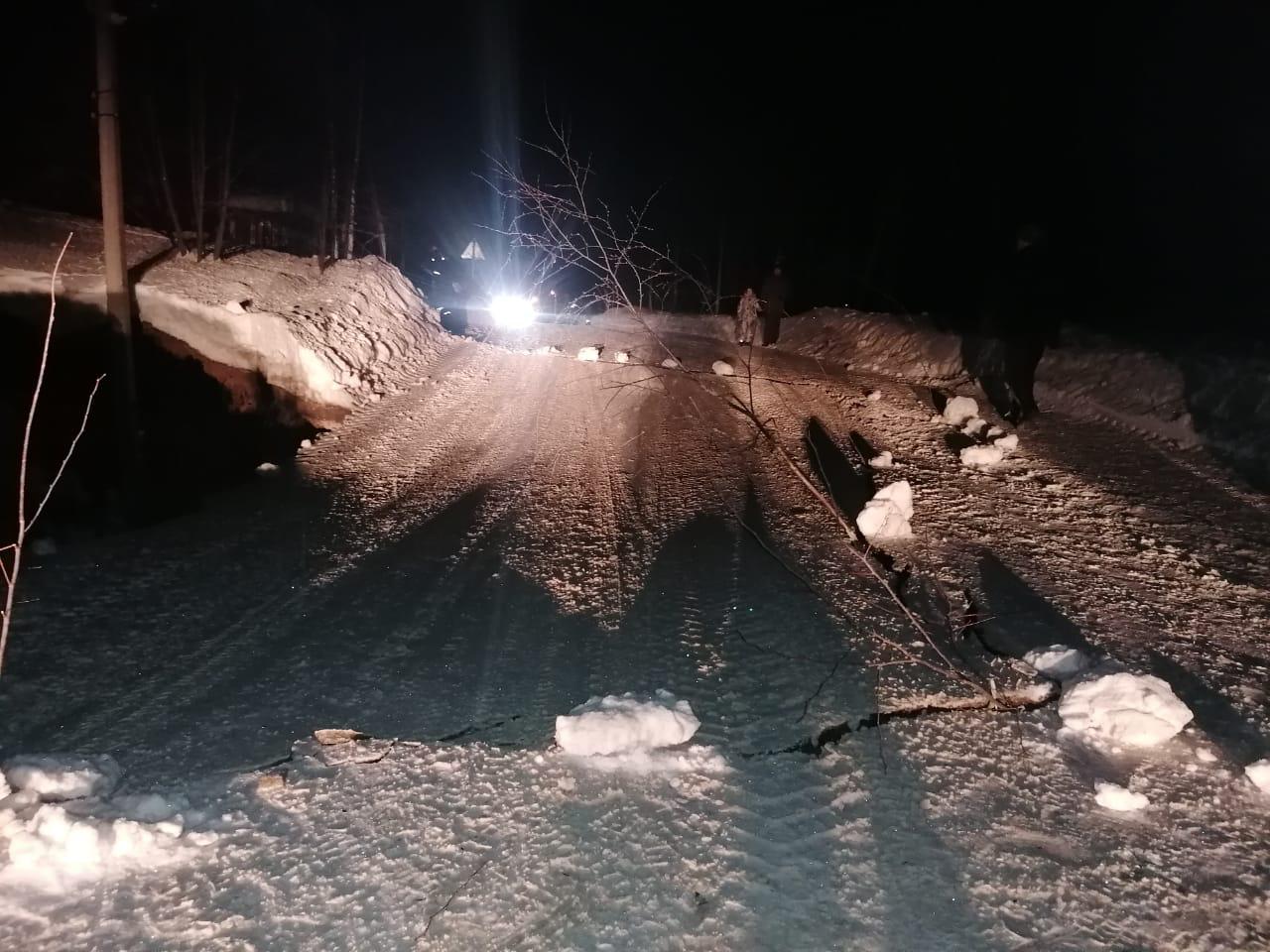 Земля обвалилась посреди деревни в Нижегородской области | Открытый Нижний