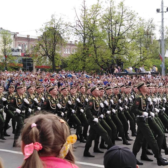 Парад в нижнем новгороде фото