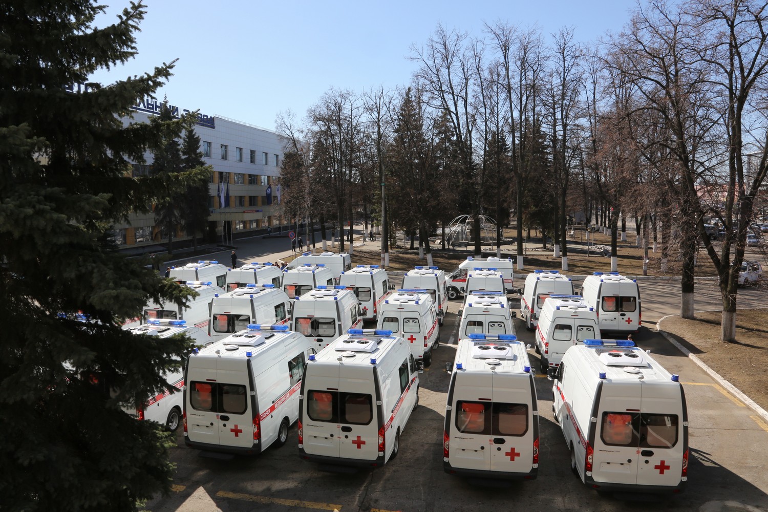 Машины нижегородская область. Больницы Нижегородской области. Скорые Нижегородской области. Нижний Новгород машины скорой помощи. Автопарк Нижний Новгород.