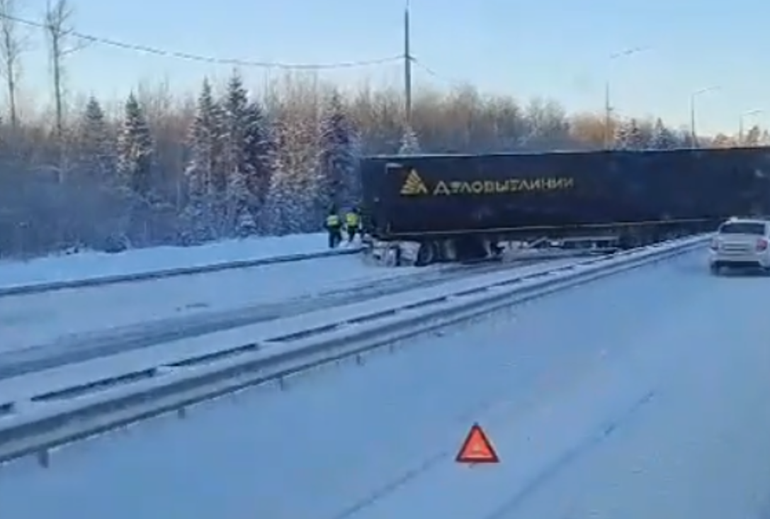 Пробка образовалась на М-12 в сторону Нижнего Новгорода после ДТП с фурой |  Открытый Нижний