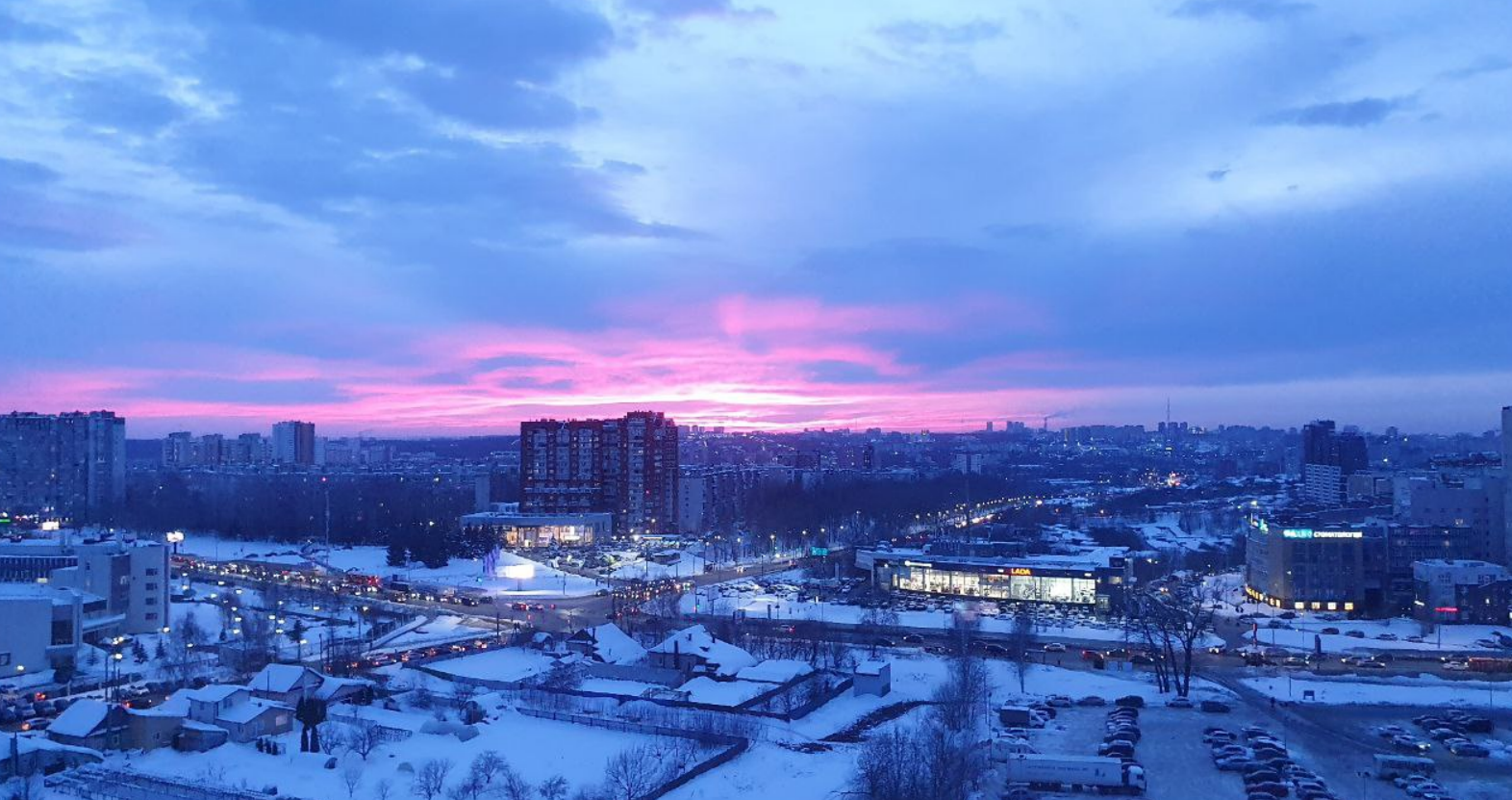 Жителей Нижнего Новгорода восхитил малиновый закат | Открытый Нижний