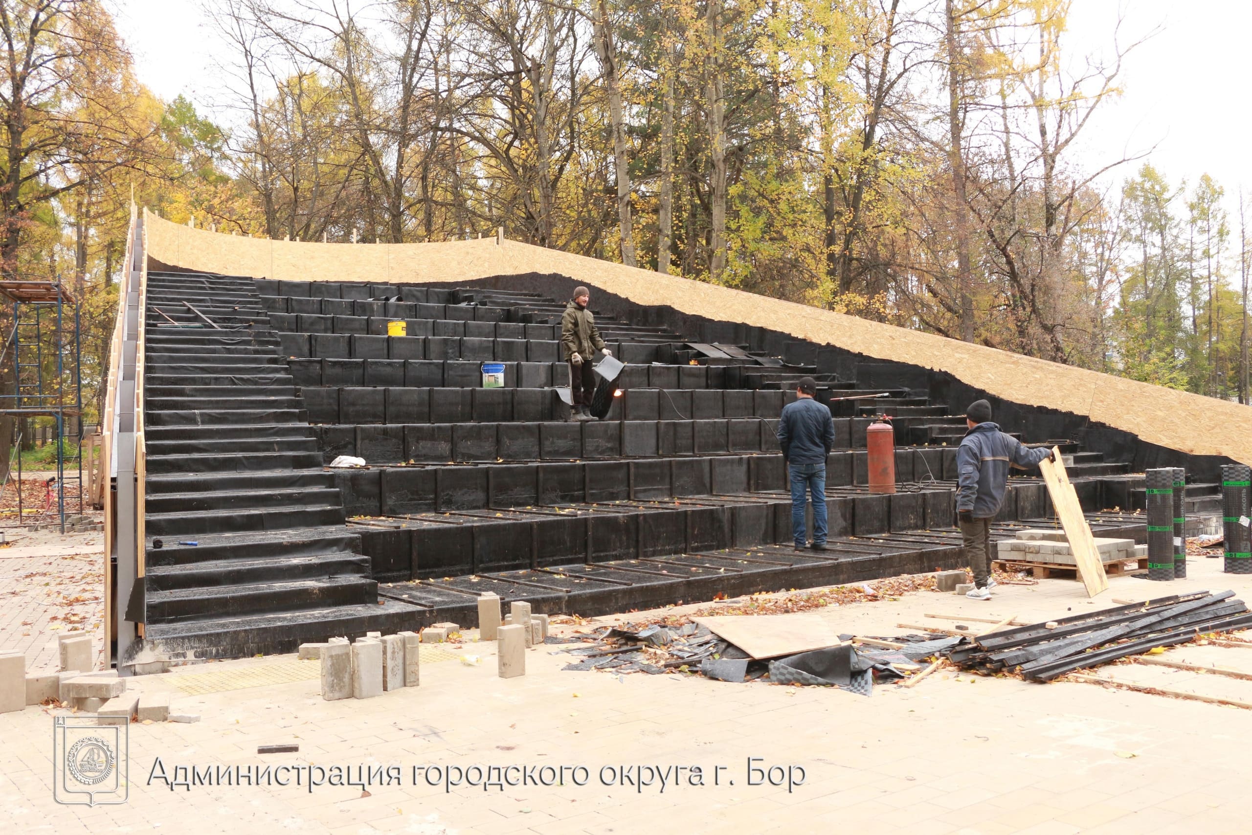 Благоустройство борского парка «Семейный» за 19,1 млн рублей завершилось на  95% | Открытый Нижний