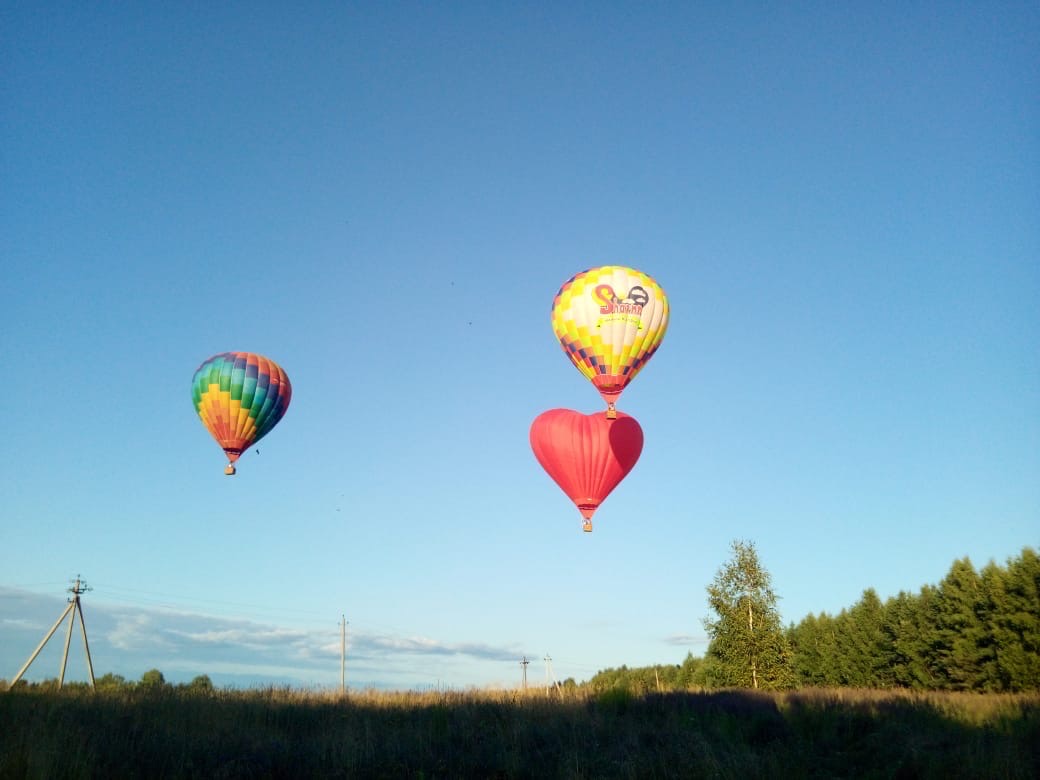 Неоновые воздушные шары фото