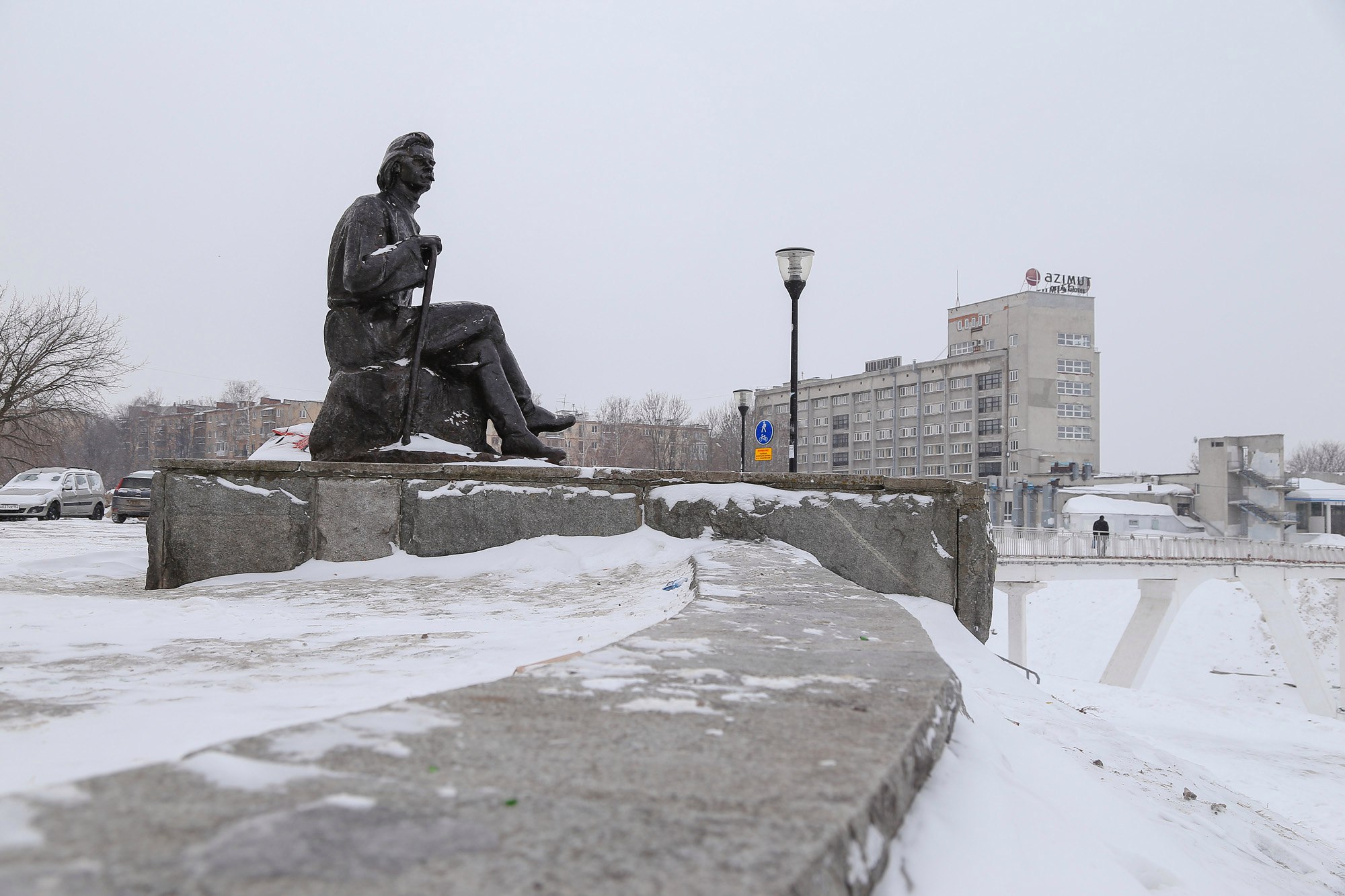 Н м федоровского. Памятник Горькому в Нижнем Новгороде. Памятник Максиму Горькому Нижний Новгород. Памятник Максиму Горькому Нижний Новгород на набережной. Памятник Горькому в Нижнем Новгороде на набережной Федоровского.