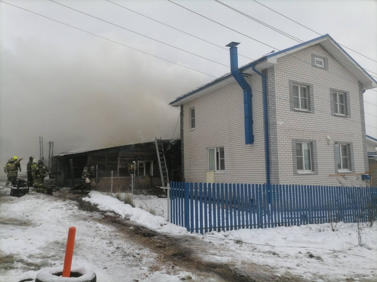 Два частных дома сгорели в Нижнем Новгороде 19 ноября | Открытый Нижний