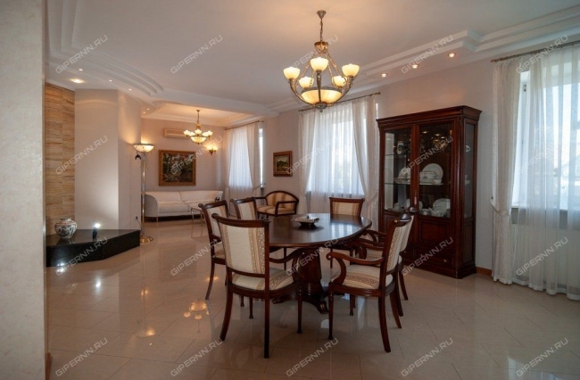 Элитная квартира в центре Нижнего Новгорода продаётся за 50 миллионов рублей