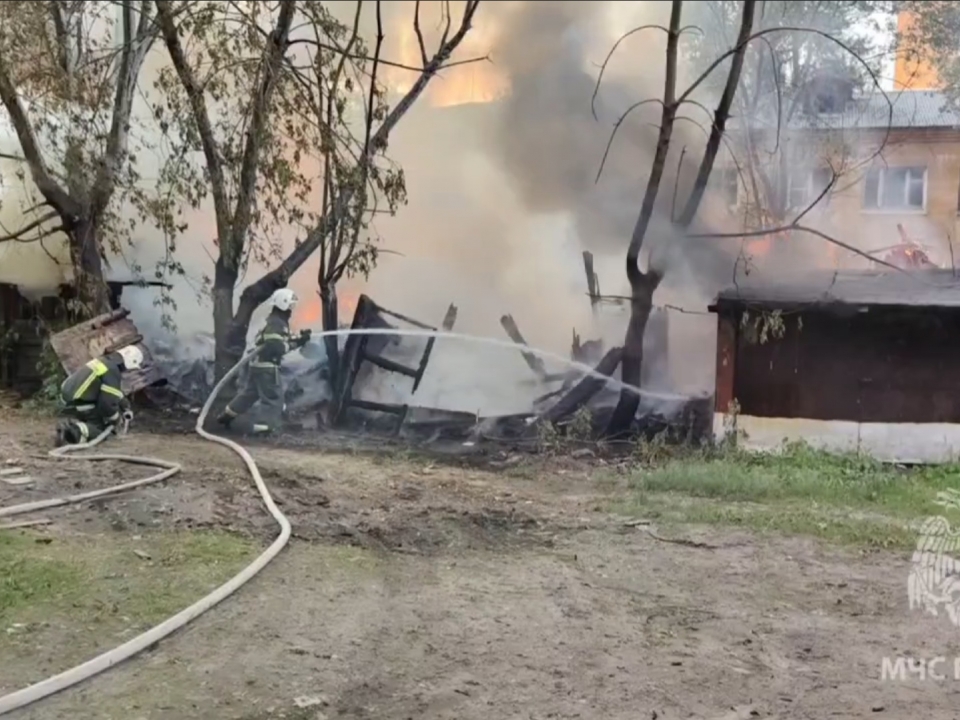 Image for Мощный пожар произошел в Ленинском районе Нижнего Новгорода