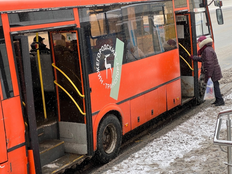 Image for Водитель автобуса выгнал пассажиров и уехал в Нижнем Новгороде