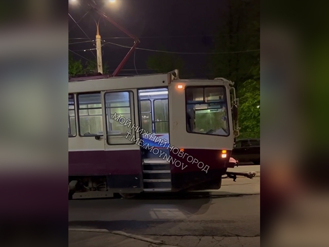 Image for Трамвай сошел с рельсов на улице Красносельской в Нижнем Новгороде